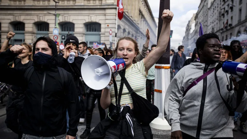 Ecdat Mirasını Kim Satıyor? - İlgili Görsel