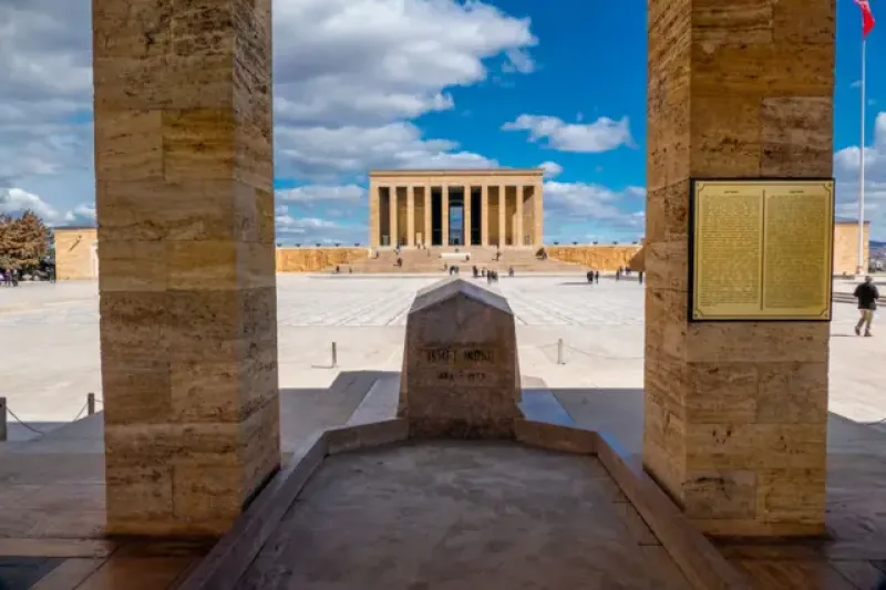 Anıtkabir Neden Yok? - İlgili Görsel