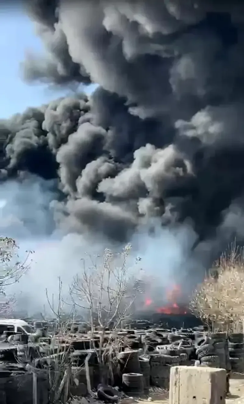 Ankara'da Araç Yığını Kül Oldu - İlgili Görsel