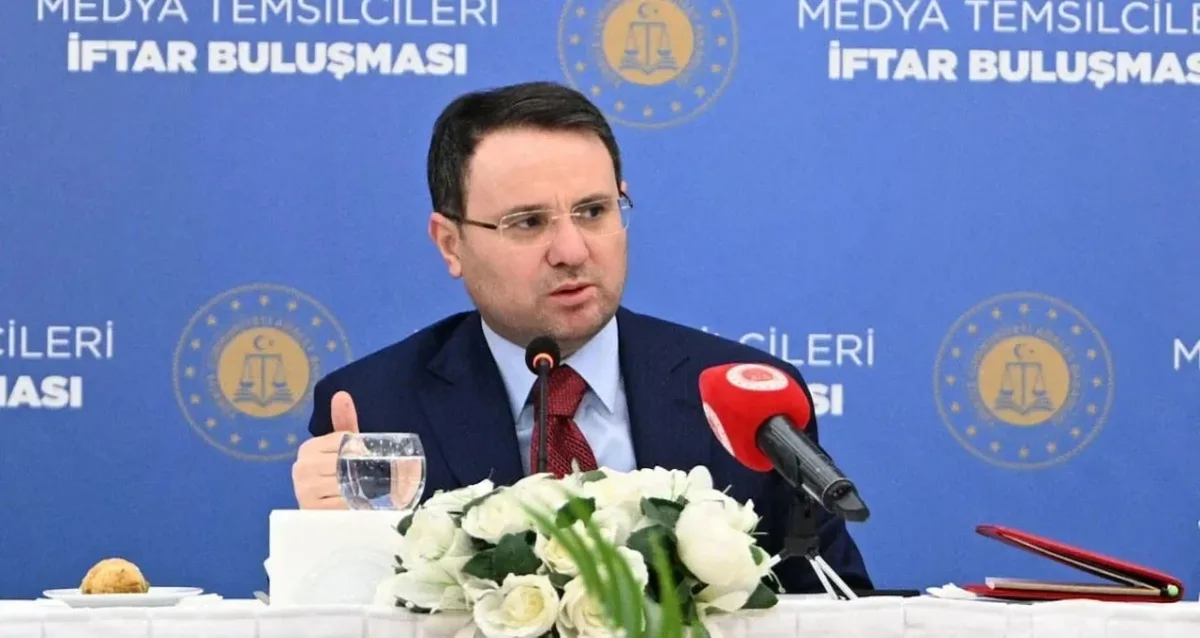 Akın Gürlek ve Ekrem İmamoğlu